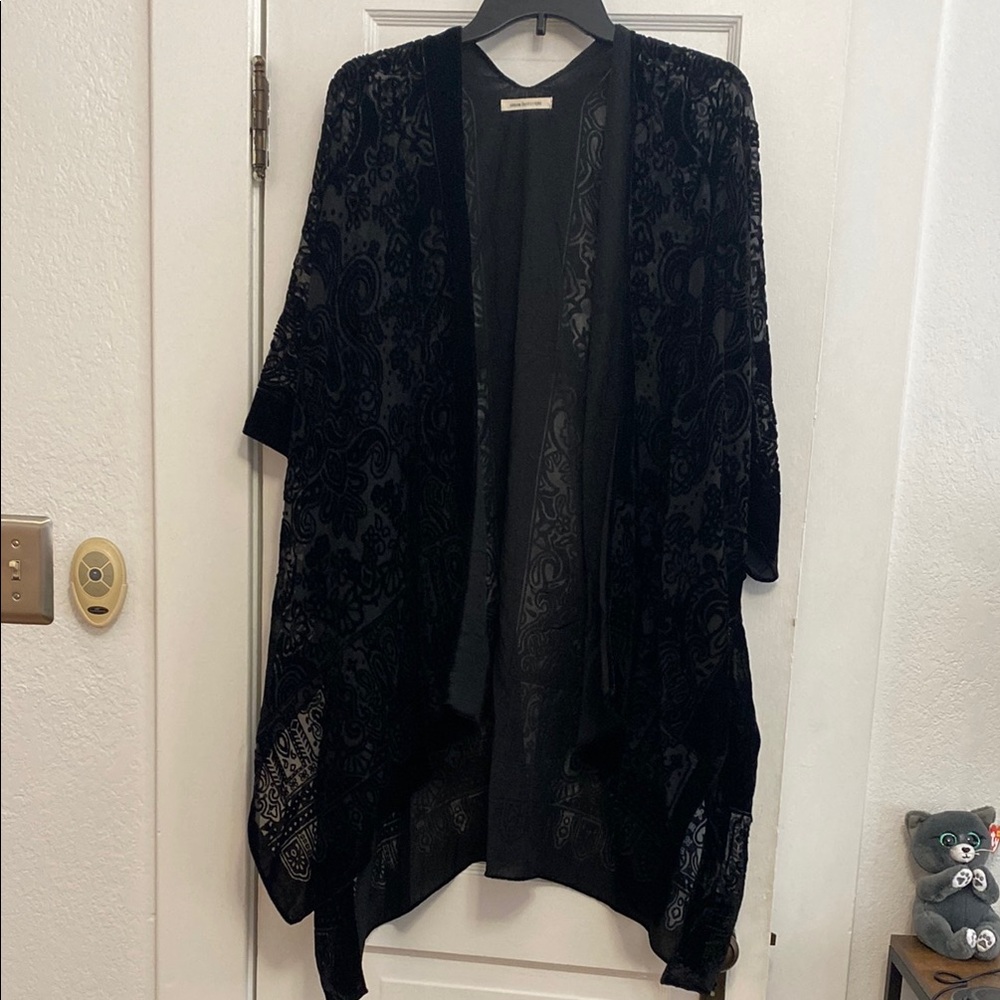 Urban Outfitters Black Velvet Kimono